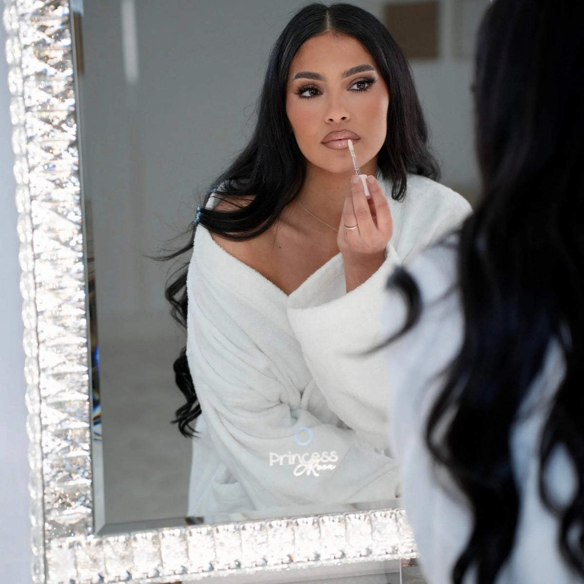 Queen mirror
